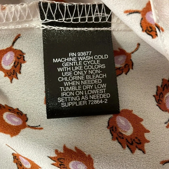 Liz Claiborne Career Women’s Large Button Down Long Sleeve Leaf Print Blouse - Picture 9 of 9